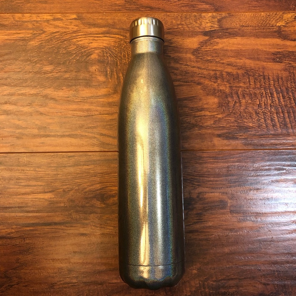 NWT HD Designs Outdoors Stainless Steel Insulated Water Bottle 25oz